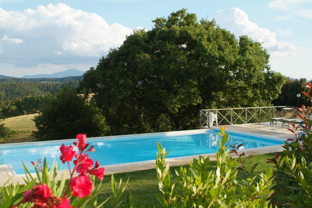 אסיאנו Agriturismo Podere Alberese מראה חיצוני תמונה