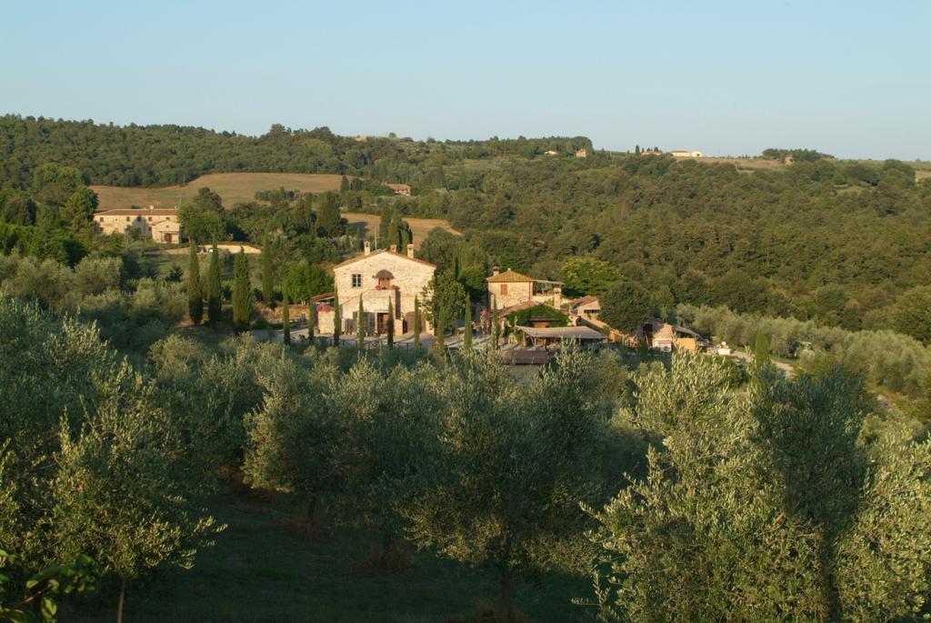 אסיאנו Agriturismo Podere Alberese מראה חיצוני תמונה