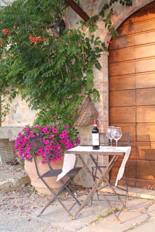 אסיאנו Agriturismo Podere Alberese מראה חיצוני תמונה