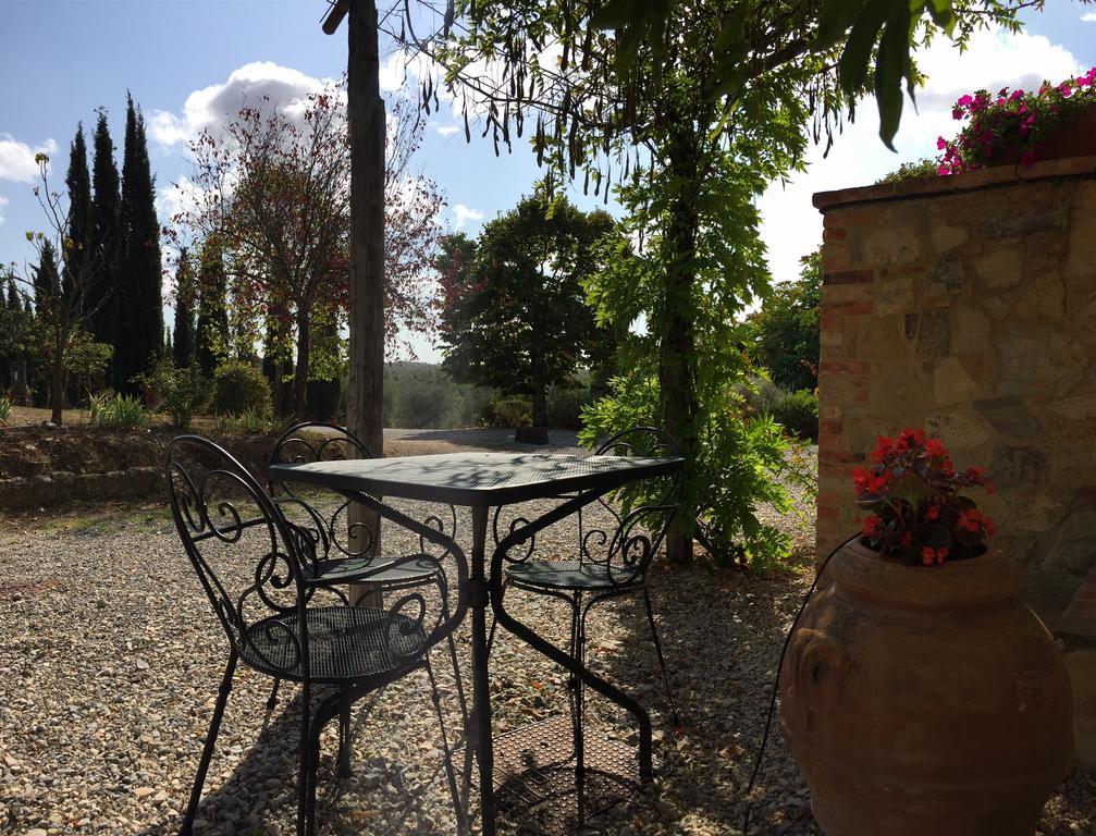 אסיאנו Agriturismo Podere Alberese מראה חיצוני תמונה