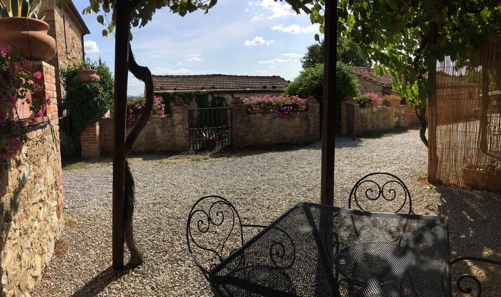 אסיאנו Agriturismo Podere Alberese מראה חיצוני תמונה