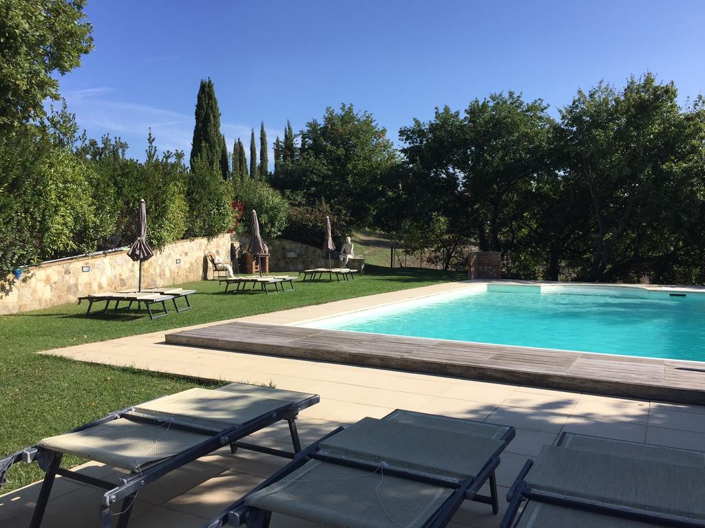 אסיאנו Agriturismo Podere Alberese מראה חיצוני תמונה